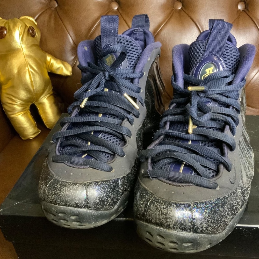 Classic Nike Air Foamposite One “Obsidian” W/ Nike Box size W9.5/M8